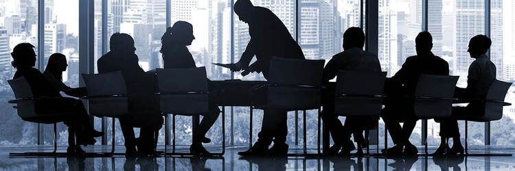 Claire Milne Peut Perdre Sa Position